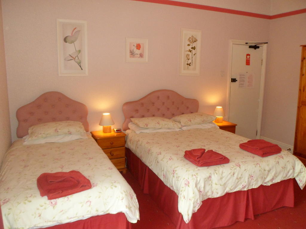 Wavecrest Lodge Fleetwood Room photo