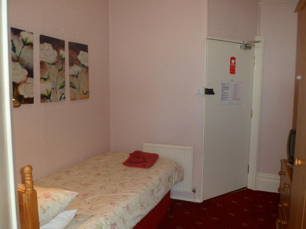 Wavecrest Lodge Fleetwood Room photo