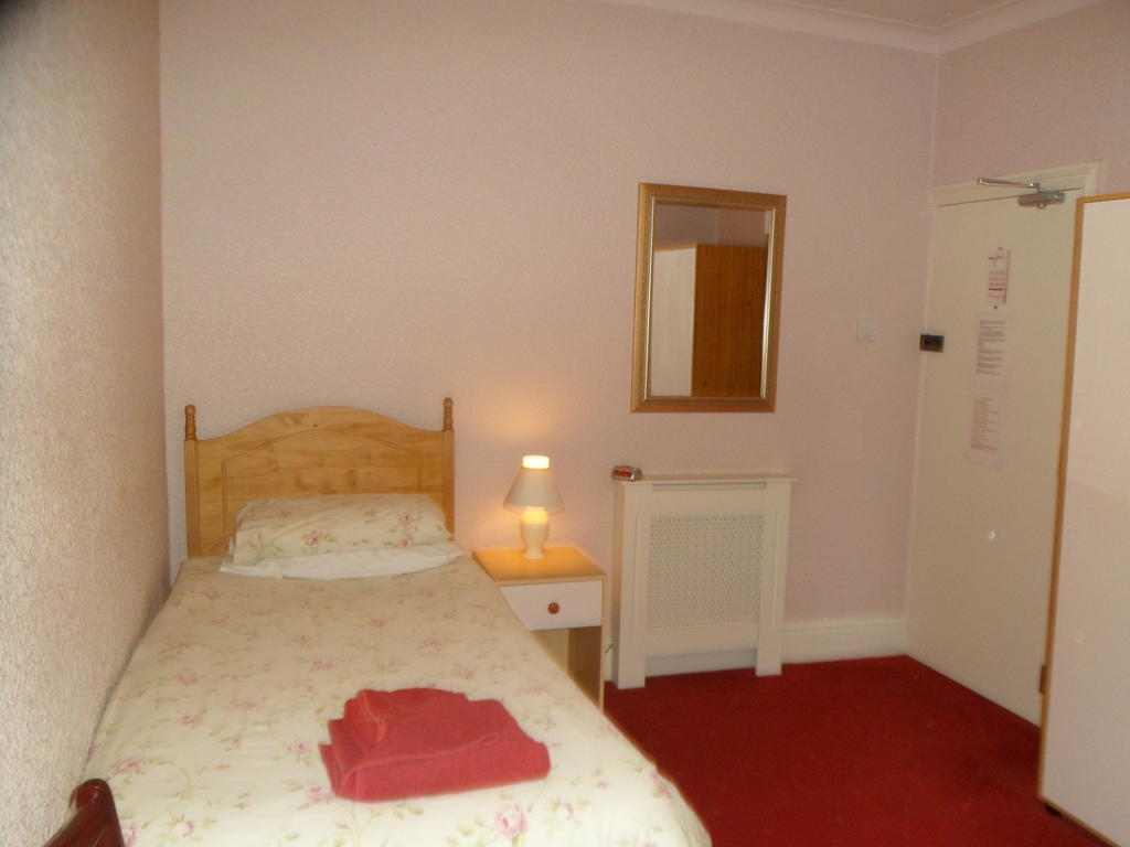 Wavecrest Lodge Fleetwood Room photo